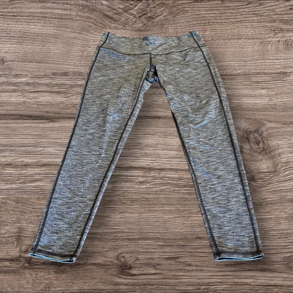 Athleta Grey Leggings Athletic Size Medium Petite